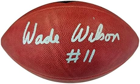 Wade Wilson potpisao službeni kožni nogometni kauboji PSA/DNA AK31329 - Autografirani nogomet