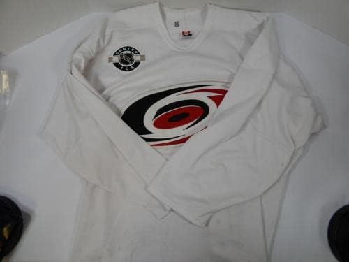 Carolina uragani 8 Igra korištena bijela praksa Jersey 58 DP32437 - Igra korištena NHL dresova